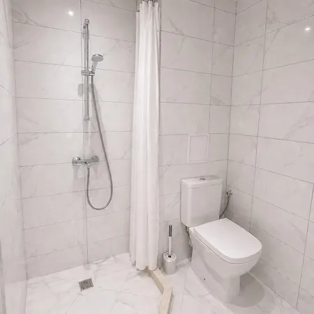 Spacious 4-bedroom Townhouse In Life Будинок відпочинку Дюни